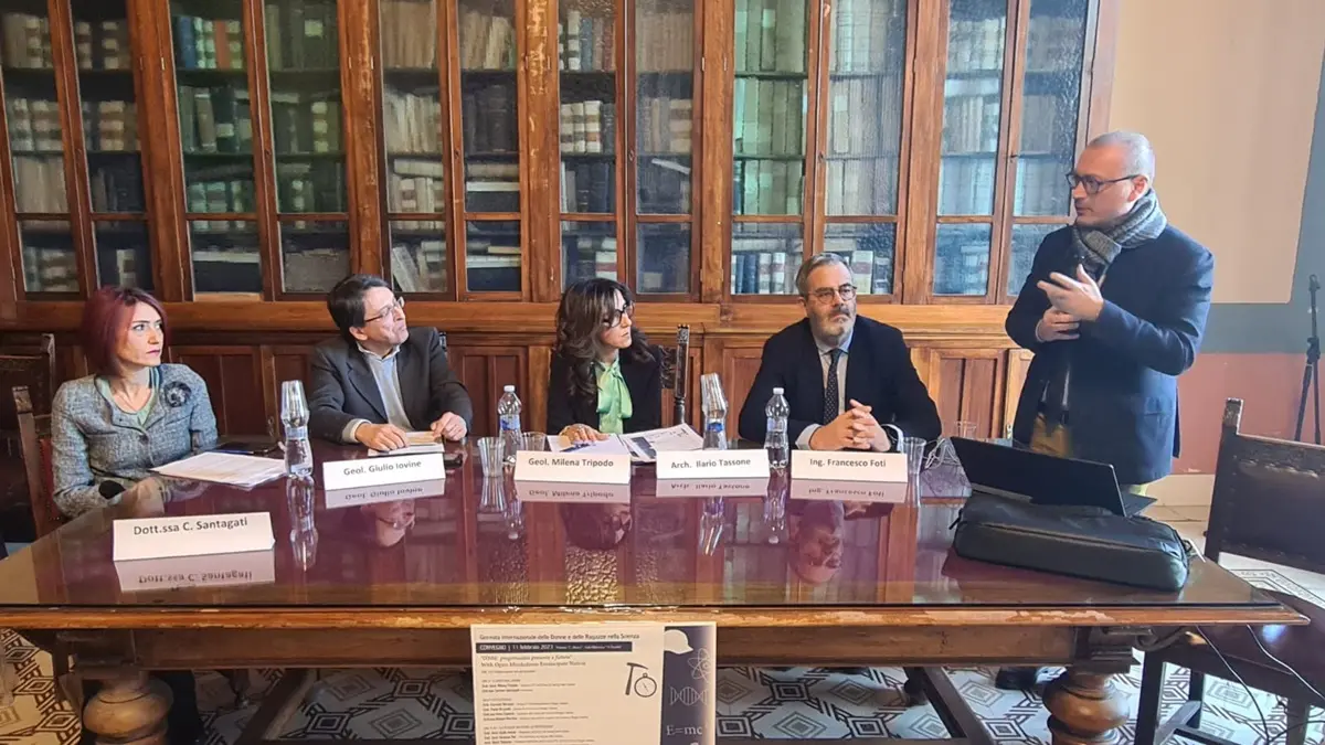 Giornata internazionale delle donne e delle ragazze nella scienza, Versace: «Valorizzare il loro impegno professionale»