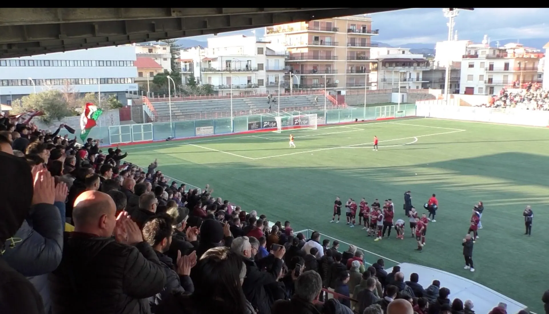 Serie D, il Locri ritrova il feeling con i tifosi e prepara il rush finale