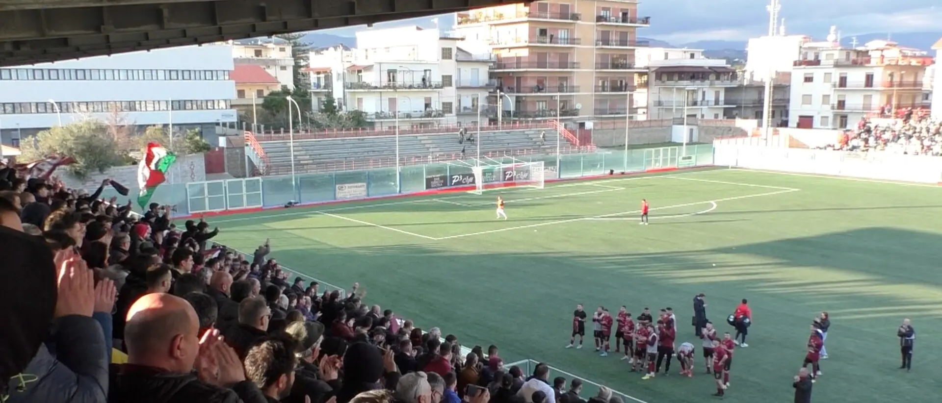 Serie D, il Locri ritrova il feeling con i tifosi e prepara il rush finale