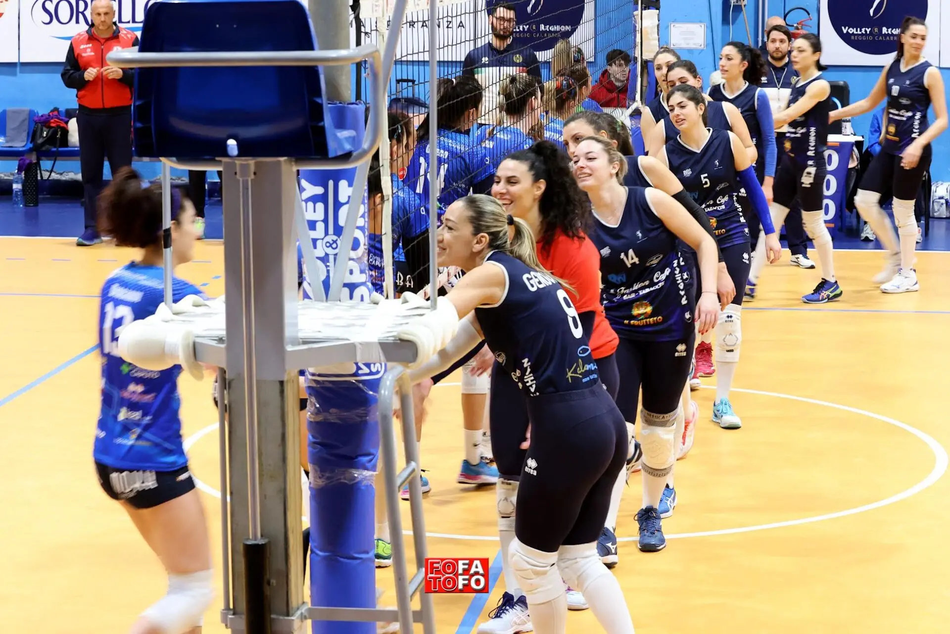 Volley Reghion, va al Crotone il derby di Calabria: per le reggine lodi e applausi