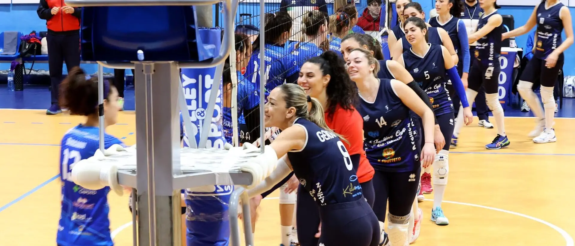 Volley Reghion, va al Crotone il derby di Calabria: per le reggine lodi e applausi