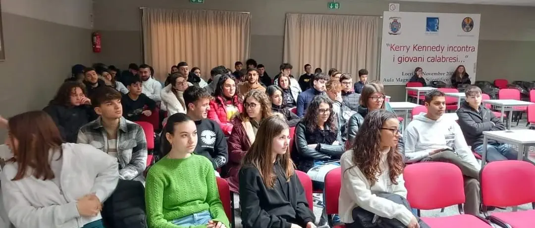 Locri, i ragazzi del liceo Zaleuco protagonisti del progetto “Nuove Traiettorie Villaggio Roff”