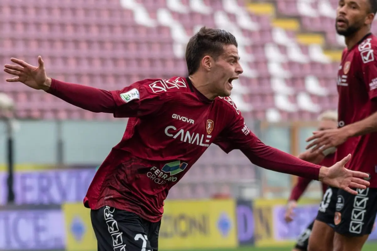 Pierozzi e Strelec spezzano la crisi: al Granillo la Reggina batte 2-1 il Modena