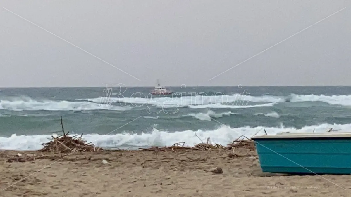 Naufragio a Crotone, la Procura indaga sui soccorsi