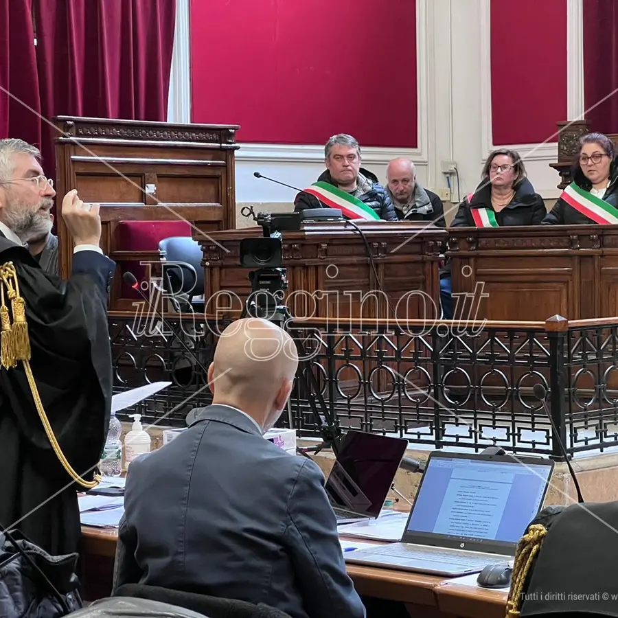 ’Ndrangheta stragista e il patto criminale con i servizi segreti deviati