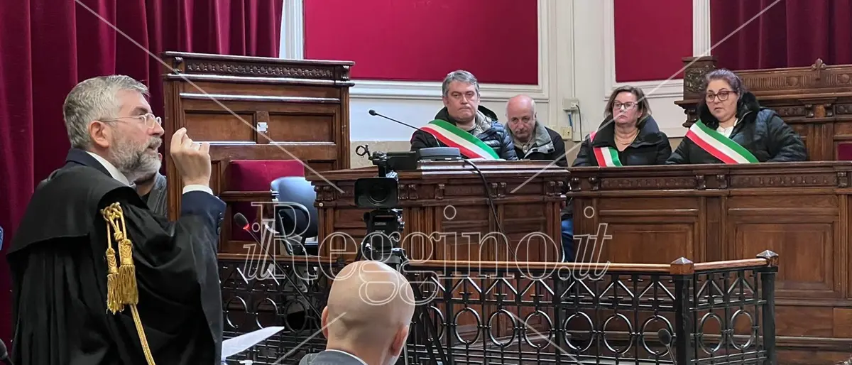 ’Ndrangheta stragista e il patto criminale con i servizi segreti deviati