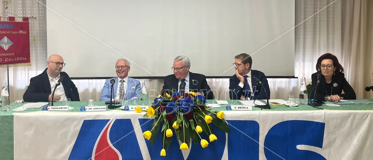 Reggio, il presidente nazionale Avis Briola: «La sfida del plasma per assicurare farmaci salvavita» - FOTO e VIDEO