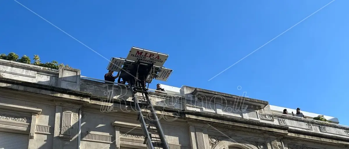 “Le avventure di Carlo Monterossi” a Reggio, ciak si gira sul corso Garibaldi - FOTOGALLERY