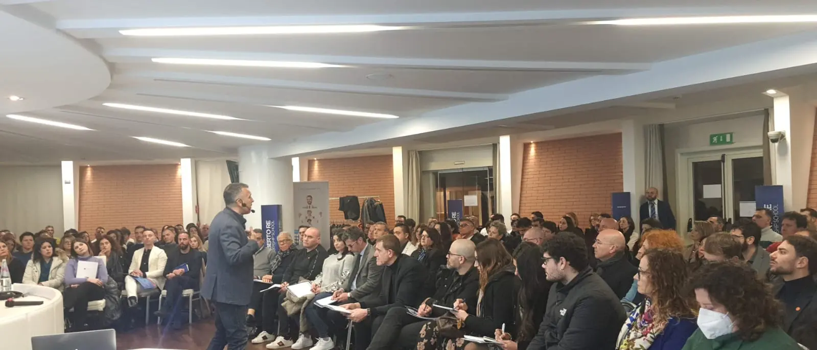 Confcommercio e Roberto Re: successo per la tappa reggina del tour “Come dare il meglio di te”