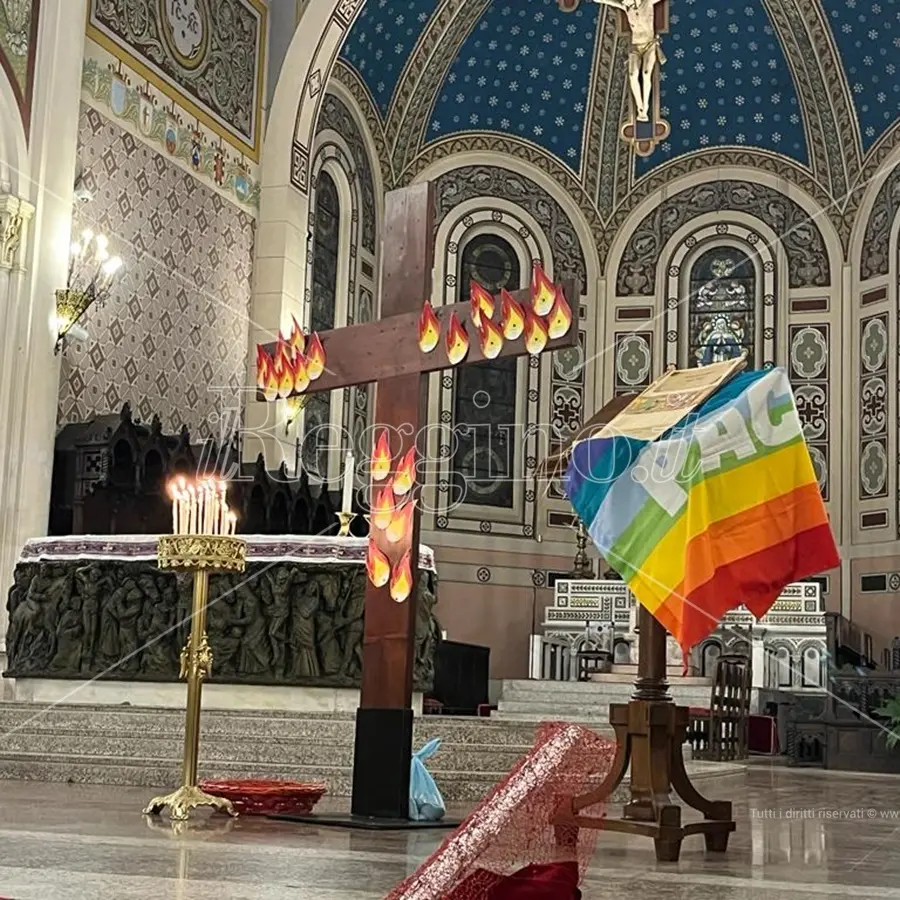 Reggio, vescovo Morrone: «In questo dolore infinito, scegliamo la vita e la speranza» - FOTO