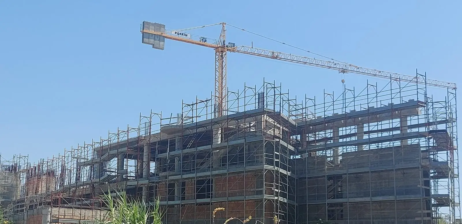 Locri, nuovo stop ai lavori per il nuovo tribunale. Furia Calabrese: «Inaccettabile»