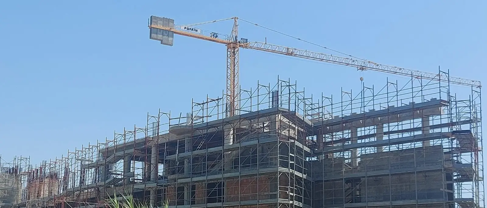 Locri, nuovo stop ai lavori per il nuovo tribunale. Furia Calabrese: «Inaccettabile»