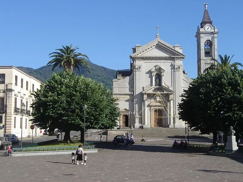 Operazione Hybris, il vescovo di Palmi sospende il parroco arrestato