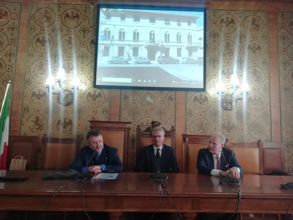A Reggio l'ambasciatore messicano García de Alba Zepeda