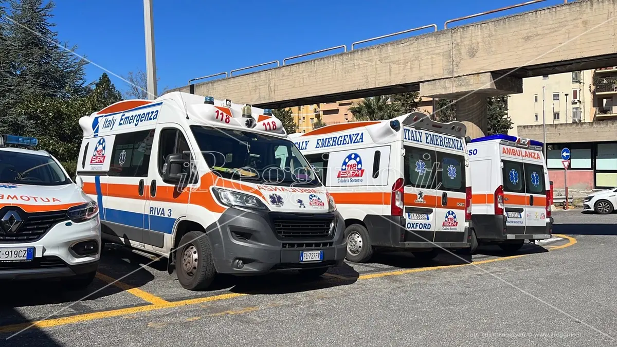 Sanità malata, guardie mediche chiuse e sistema 118 in affanno: ecco perché si muore di attese