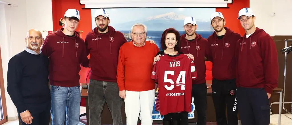 La Reggina incontra l'Avis: «Donare è un dovere civico»
