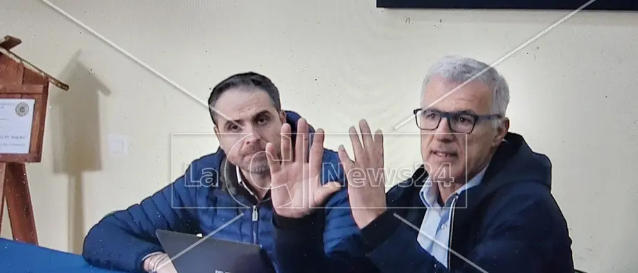 Palmi, i divulgatori dell'Arsac formano gli agricoltori sui rischi della chimica