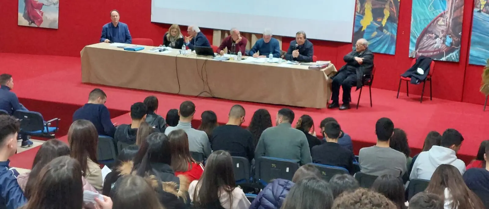 Rosarno, progetto città della piana incontra gli studenti del Piria