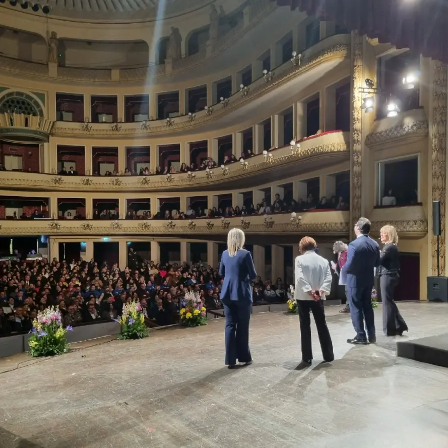 Reggio, AgediLab fa il pienone al Teatro “Cilea”: raccolti 20 mila euro