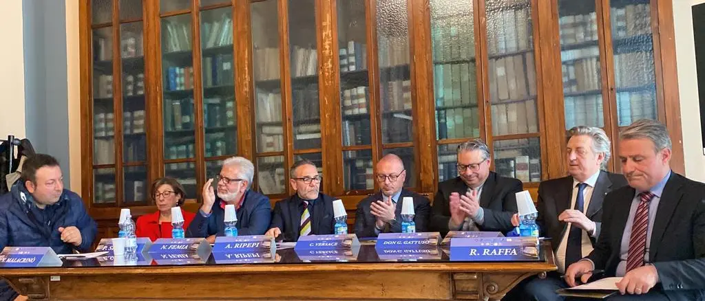 Hospice di Reggio Calabria, al via un progetto di solidarietà che vuole sedersi accanto agli ultimi