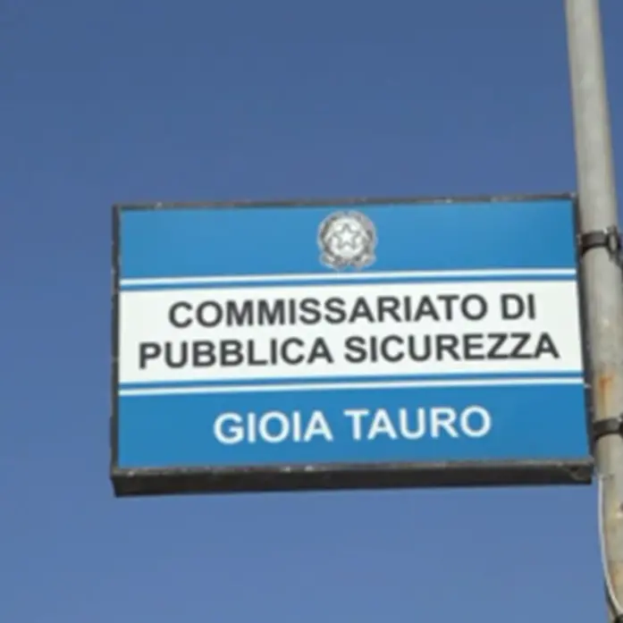 Gioia Tauro, sospeso medico Suem: si rifiutò di trasportare paziente positivo al Covid al Gom