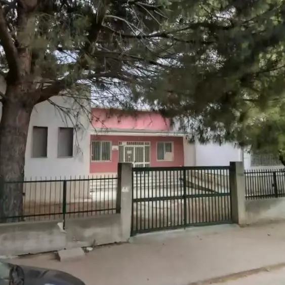 Bovalino, scuola devastata dai vandali: rubati computer