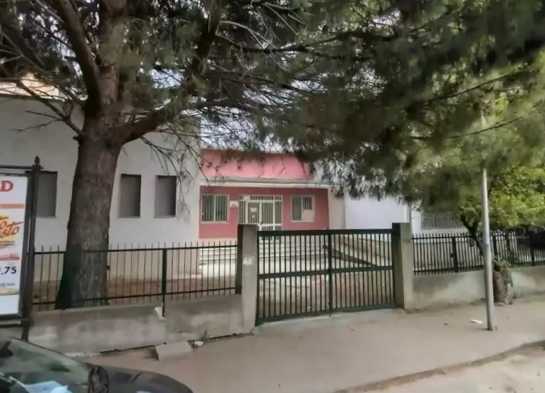 Bovalino, scuola devastata dai vandali: rubati computer