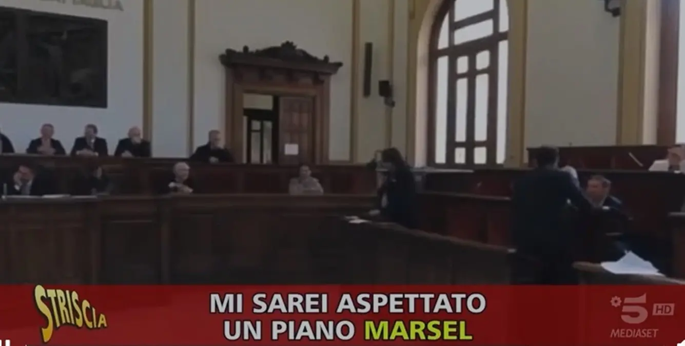 Reggio, Italia viva su gaffe di Latella a Striscia la notizia: «Sciacallaggio mediatico inumano»