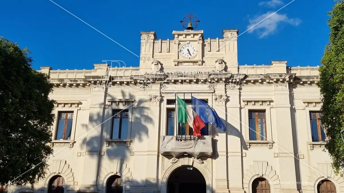 Comune Reggio, approvato il nuovo Regolamento sull’organizzazione ed il funzionamento delle Commissioni consiliari