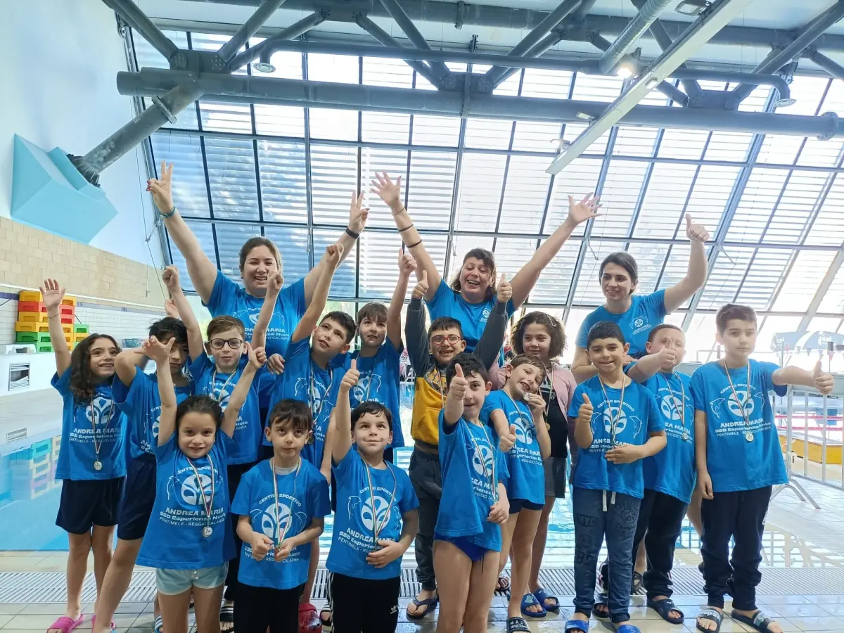 Reggio, “Esperienza nuoto” primeggia nella prima tappa Spring season di Asi Calabria Nuoto