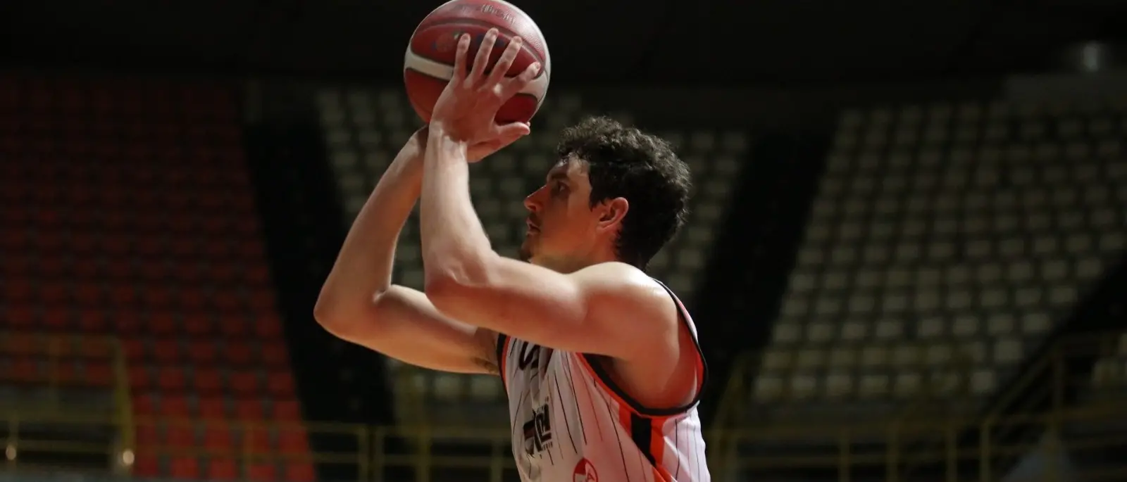 Basket: la Viola china il capo anche contro Palermo, finisce 92-98