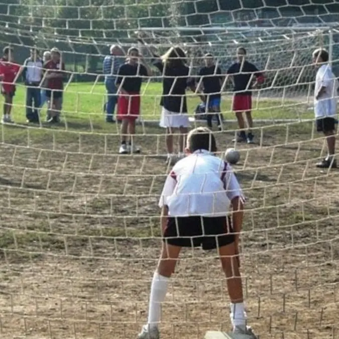 Reggio, parte la riqualificazione del campo di calcio di Archi