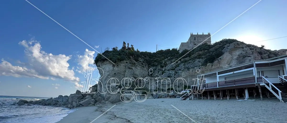 Crollo a Tropea, Lo Schiavo e Mammoliti presentano una mozione