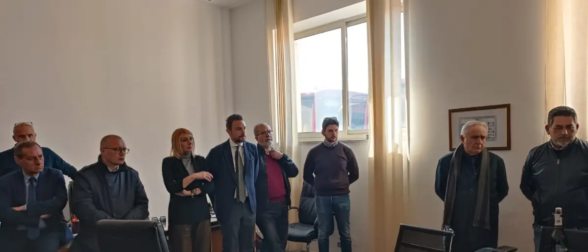 Reggio, tempo di auguri in Atam: Versace e Brunetti in visita all’azienda di trasporti