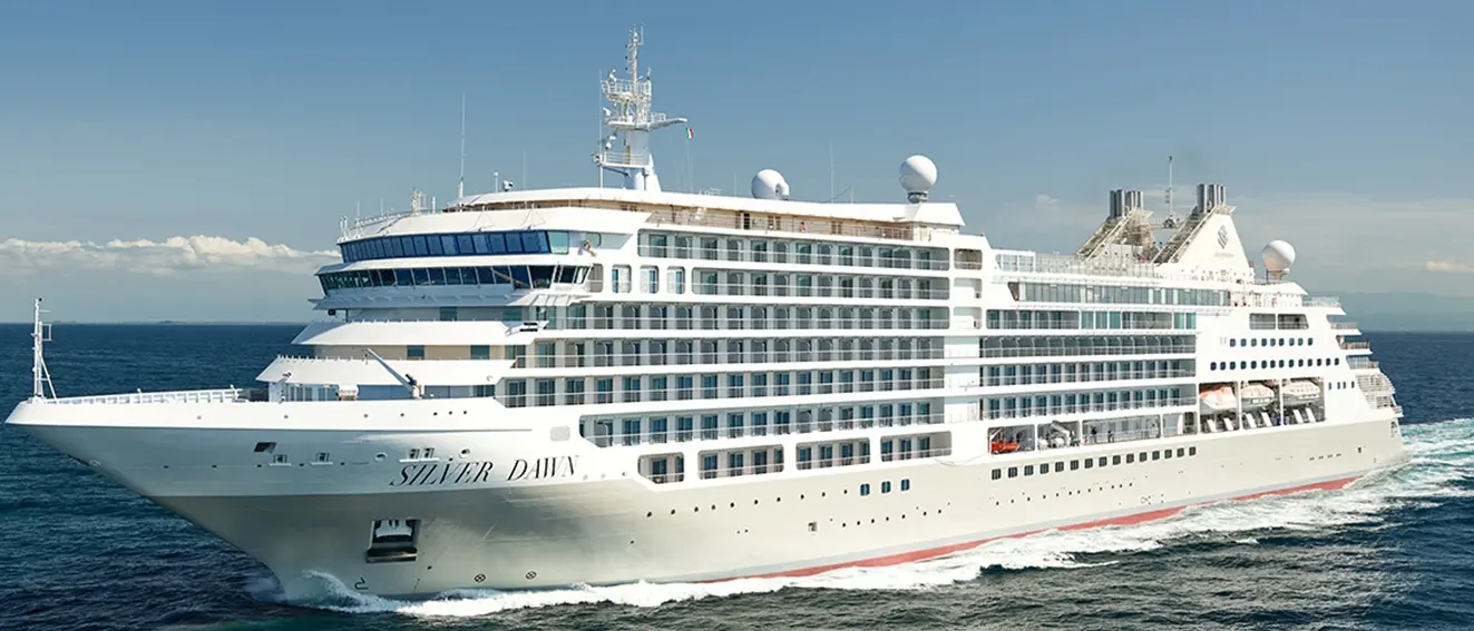 Crociere a Reggio, l'accoglienza con gli stand al mercato Ittico