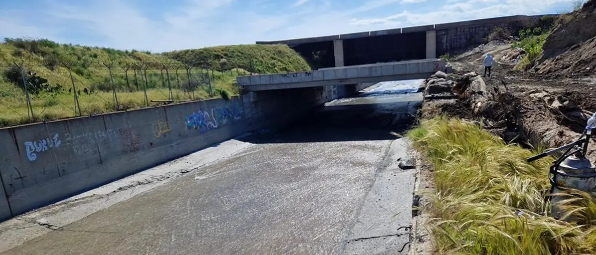 Reggio, intervento di pulizia nel torrente Sant’Agata: rimossi cumuli di detriti che ostruivano il passaggio
