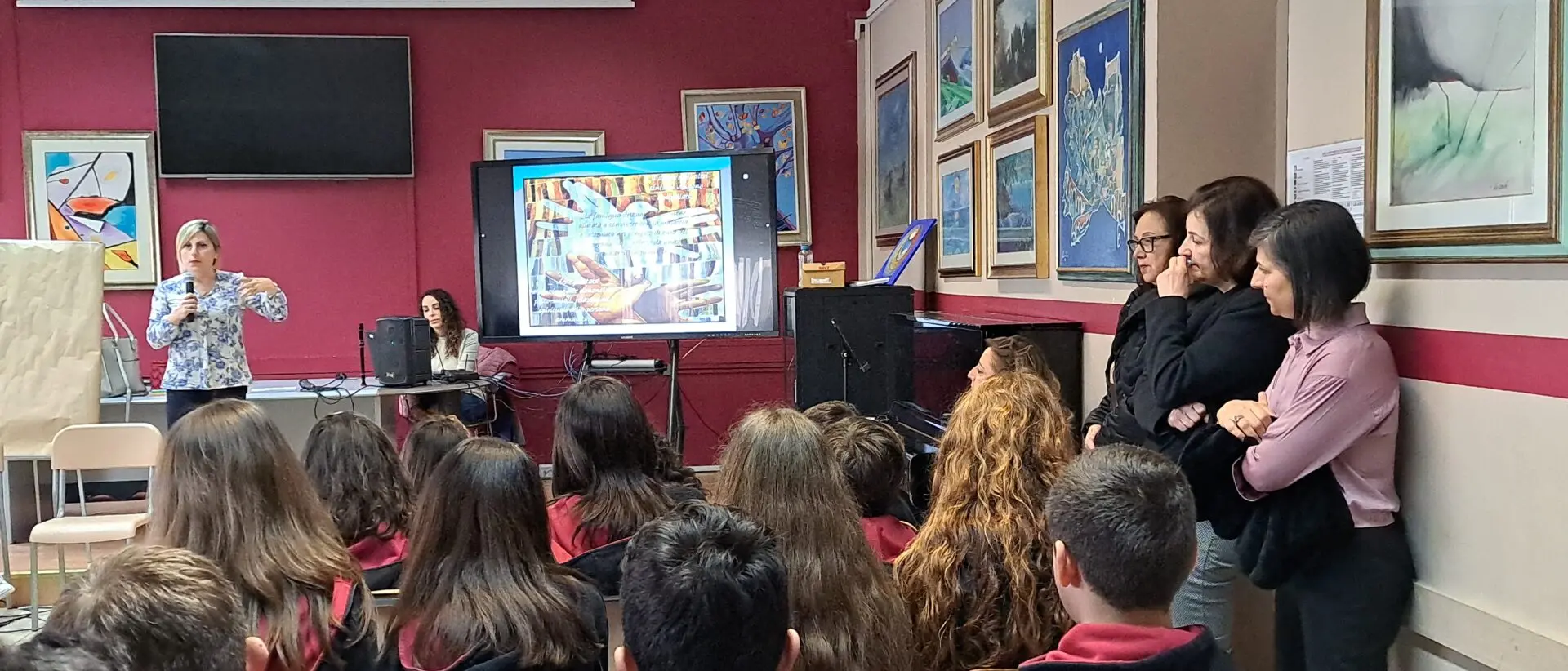 Le Cure Palliative vanno a scuola. La Fondazione \"Via delle stelle\" e il \"Vitrioli - Principe di Piemonte\" si uniscono