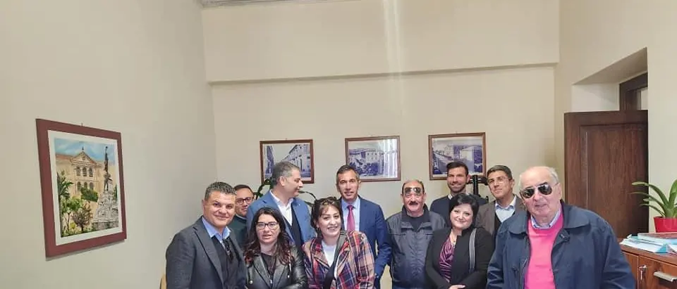 AMMINISTRATIVE 2023 | Locri, Fontana presenta la sua lista: ecco tutti i candidati a consigliere