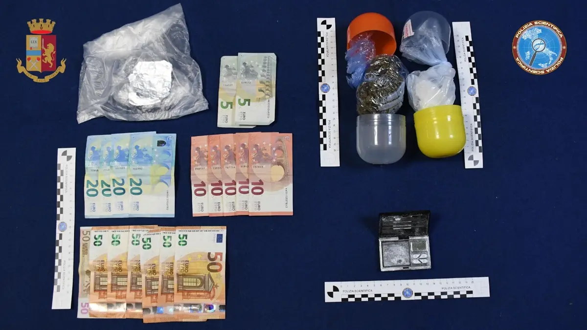 Reggio, era ai domiciliari ma spacciava droga: arrestato 43enne