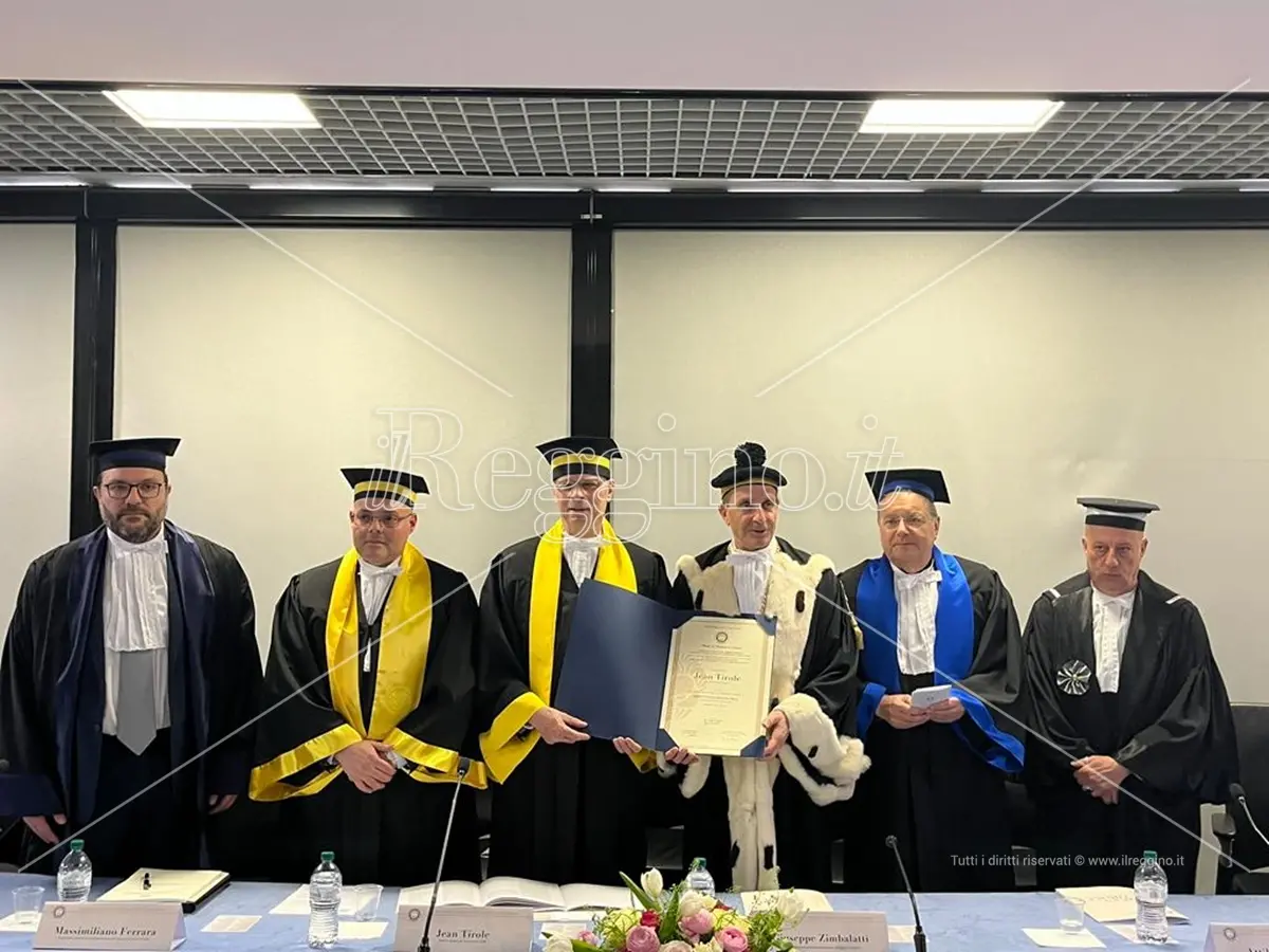 Reggio, il premio Nobel Jean Tirole alla Mediterranea: «Bene comune e relazioni sociali per una nuova economia» - VIDEO