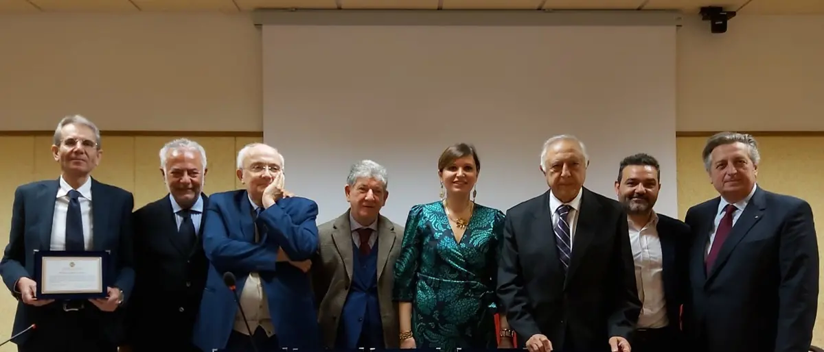 A Reggio l'iniziativa \"Giuro di non dimenticare\" dedicata al personale medico impegnato durante la pandemia - FOTO