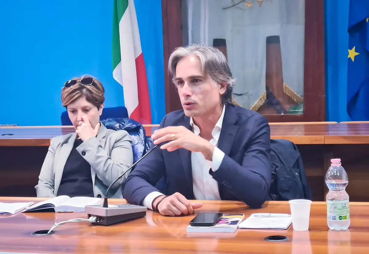 Bagnara Calabra accoglie il libro su Italo Falcomatà: \"Caro Professore\"