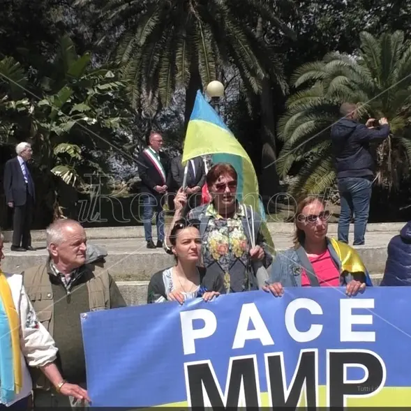 25 aprile a Reggio, Raniero La Valle: «L’antifascismo non finisce. Vive nella Repubblica» - VIDEO