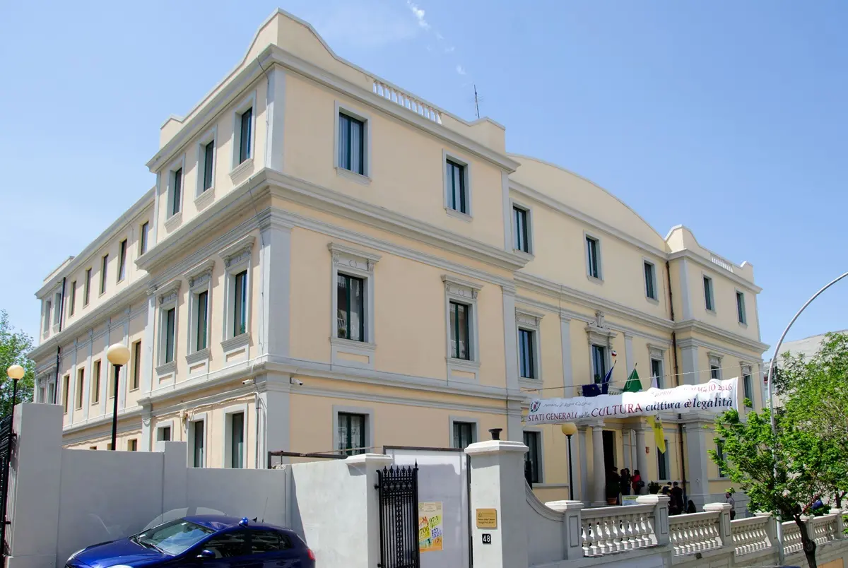 Riapre il Palazzo della Cultura a Reggio, ripristinato il disservizio elettrico