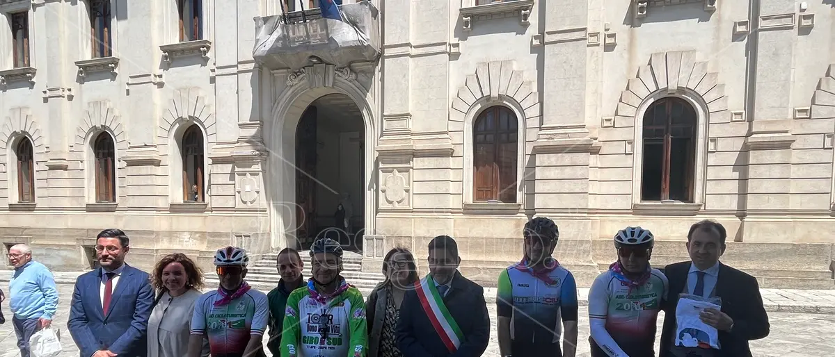 A Reggio termina la pedalata di Giuseppe Iacovelli: «Il trapianto è vita e io ne sono la testimonianza»