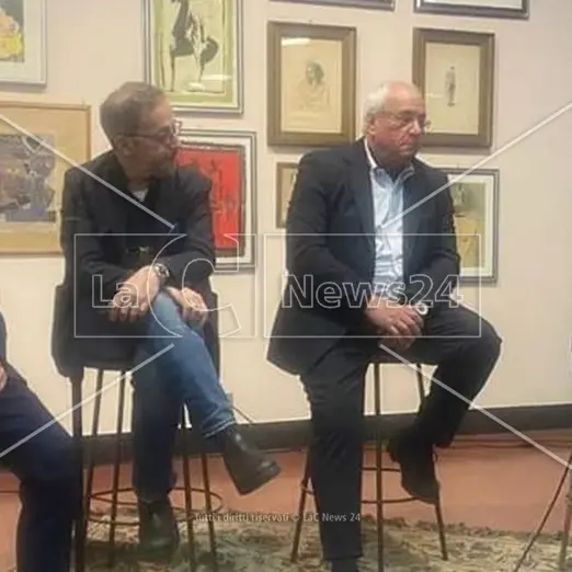 Palmi, nuova tappa del festival su diritto e letteratura: ospite lo scrittore De Silva