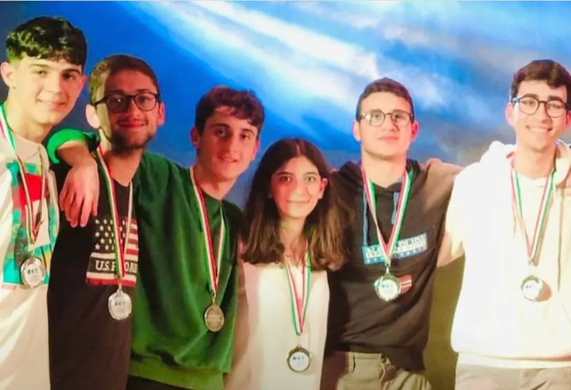 Reggio, il liceo \"Da Vinci\" trionfa alle Olimpiadi Nazionali della cultura