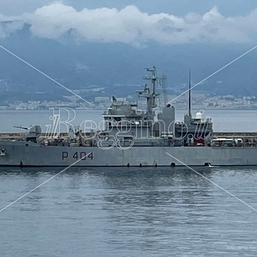 Reggio, migranti tutti trasferiti a Gallico e la nave Vega ha già lasciato il porto