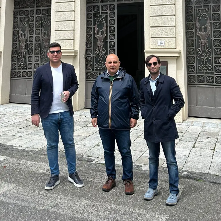 Ritardi sul rendiconto al Comune di Reggio, delegazione di centrodestra ricevuta in prefettura