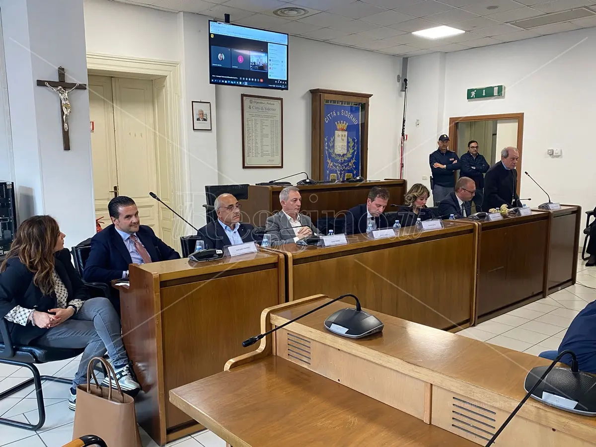 Siderno, amministratori locali e sindacati a confronto sull’autonomia differenziata